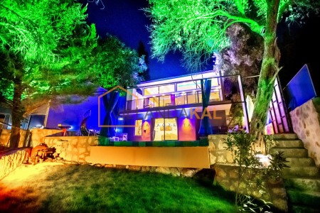 Villa Cerenimo